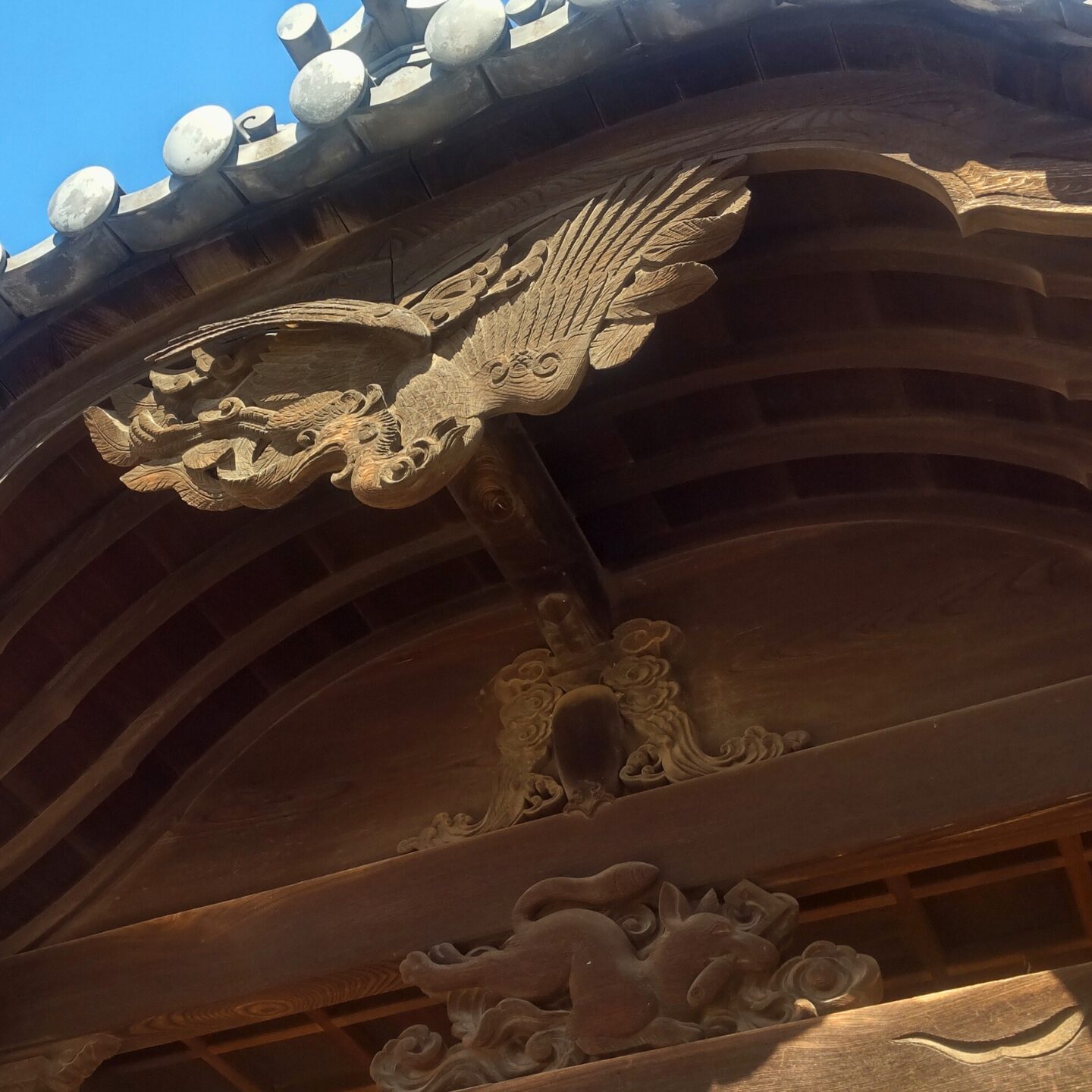 稲荷神社・拝殿彫刻